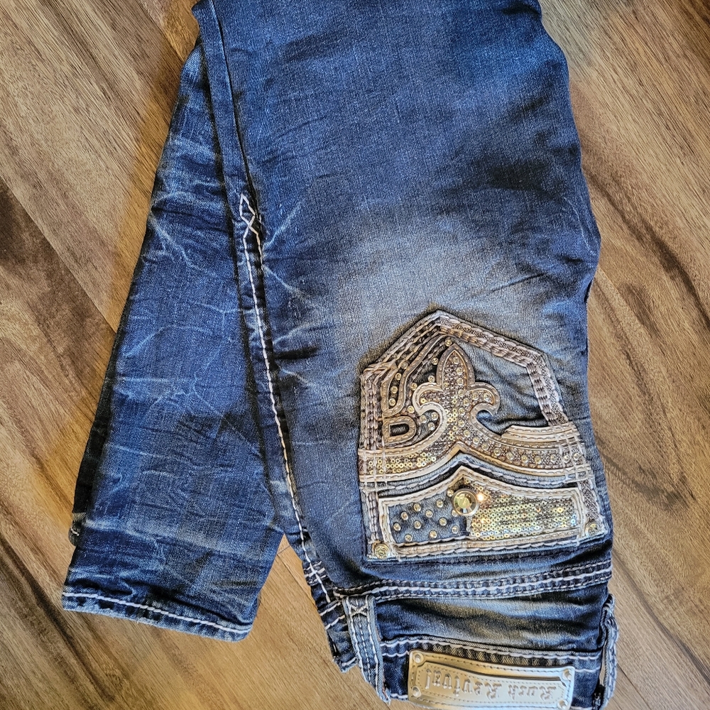 Size 26R Rock Revival Skinny Jeans!